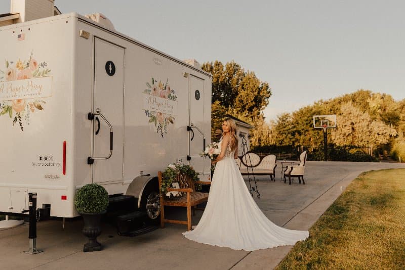 A Proper Privy - Rental company in Eagle