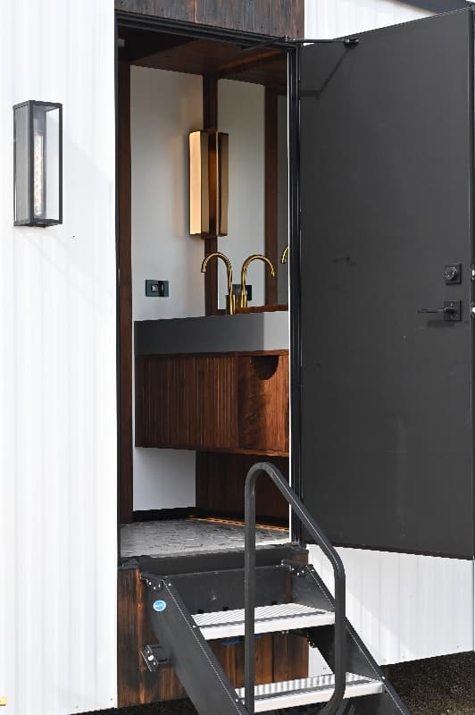 Boutique Bathrooms photo 5