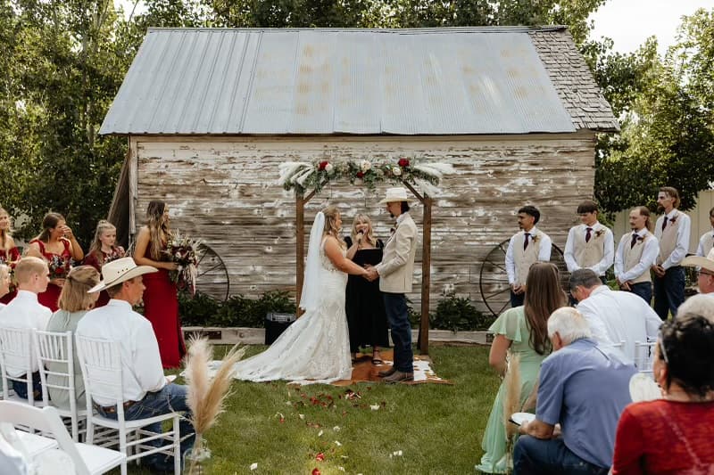 Cheyann Rodriguez - Officiant in Idaho Falls