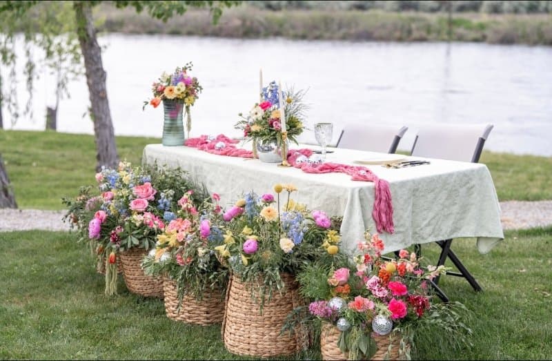 Alma's Petals - Florist in Emmett