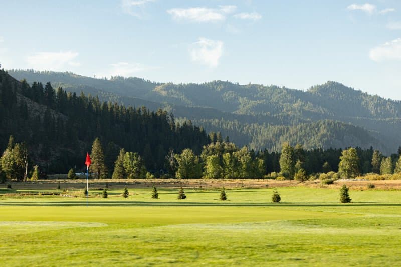 Elk Valley Resort - photo 2