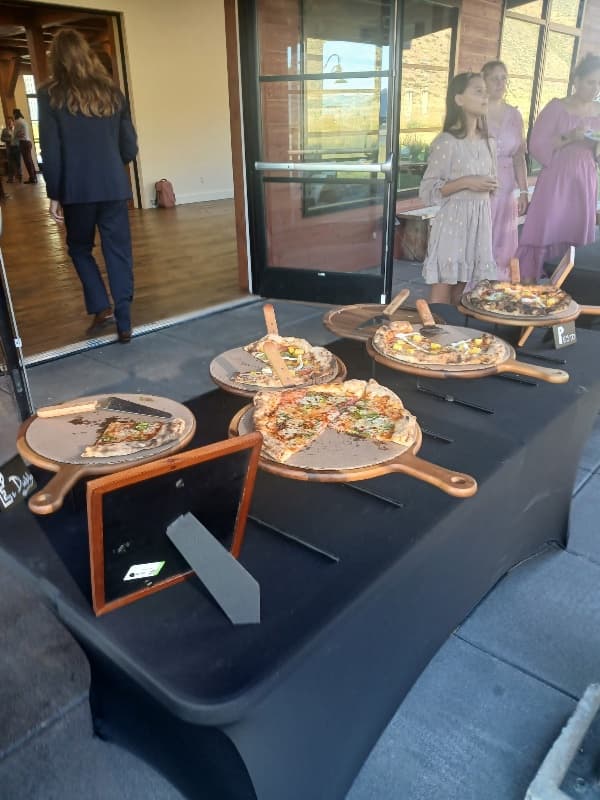 Red ember pizza - Food truck