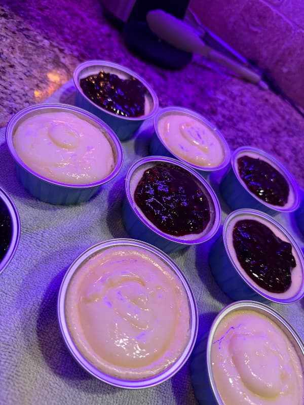 Buzy Brees Bakery - Dessert in Emmett