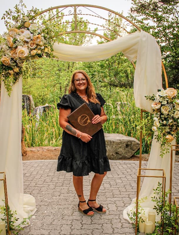Hitched By Hunnee - Officiant in Nampa